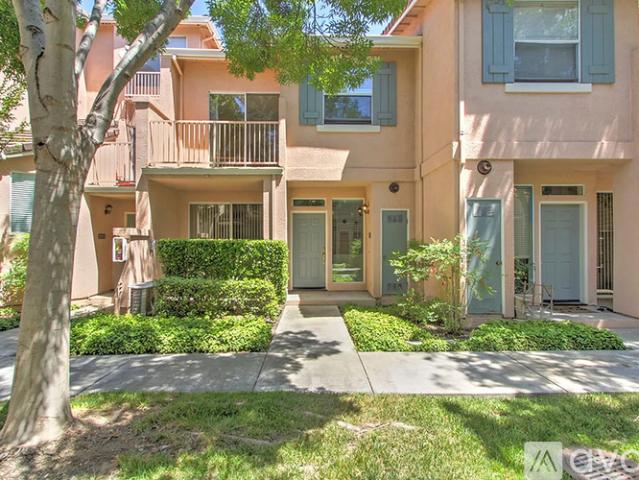 3 BR, 2.5 BA Apartment 3318 Midtown Pl, San Jose, CA 95136