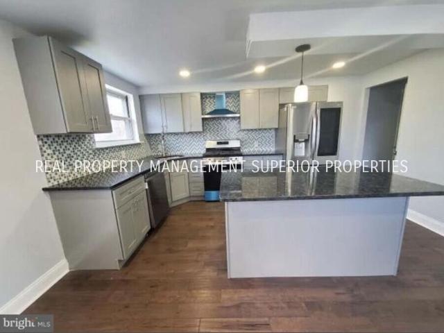 3 BR, 2.5 BA Apartment 3491 Kirkwood Road, Philadelphia, PA 19114