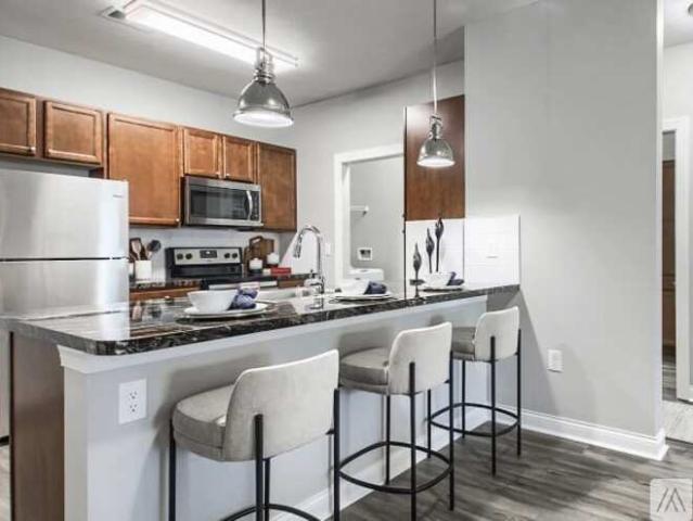 3 BR, 2.5 BA Apartment 3400 Club Way Court, Unit Trademark, Powell, OH 43065