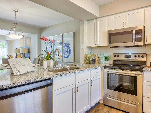 3 BR, 2.5 BA Apartment 3536 Winifred Row Lane Unit 1701, Naples, FL 34116