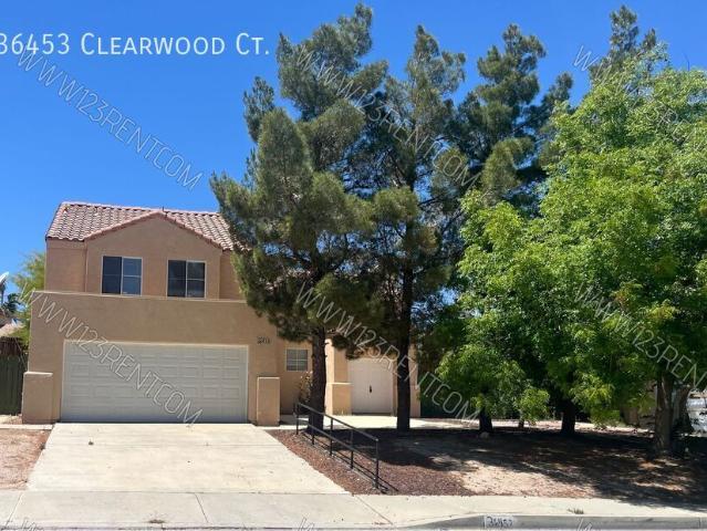 3 BR, 2.5 BA Apartment 36453 Clearwood Ct Palmdale, CA 93550