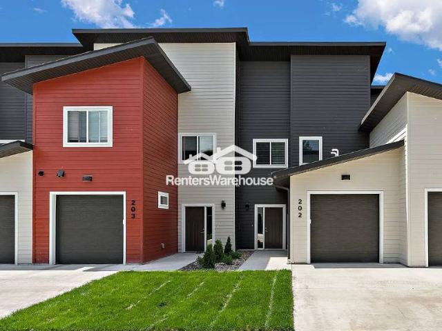 3 BR, 2.5 BA Apartment 3680 9th St NW, Rochester, MN 55901