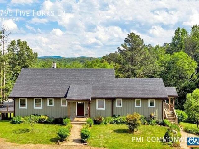 3 BR, 2.5 BA Apartment 3795 Five Forks Ln, Barboursville, VA 22923
