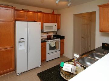 3 BR, 2.5 BA Apartment 37 Ivy Bridge Way, Rochester, NY 14624