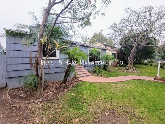 3 BR, 2.5 BA Apartment 3826 Chestnut Ave Long Beach, CA 90807