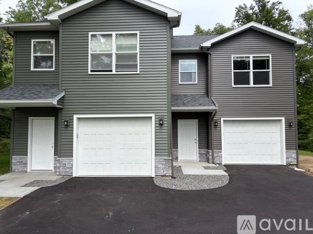 3 BR, 2.5 BA Apartment 3962 NY 9 L, Unit 2, Lake George, NY 12845