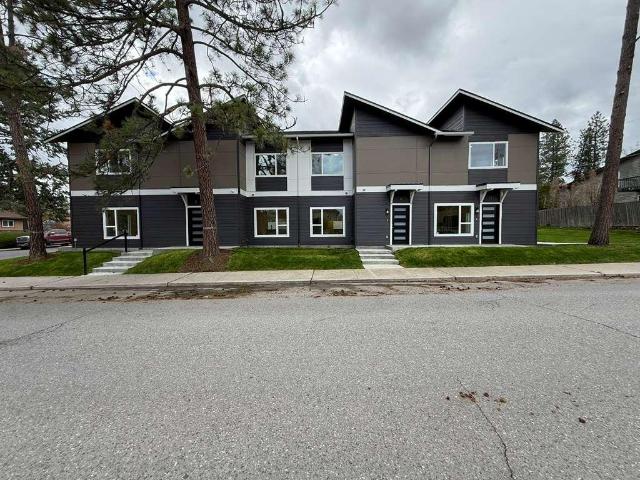 3 BR, 2.5 BA Apartment 3925 E 32nd Ave, Spokane, WA 99223