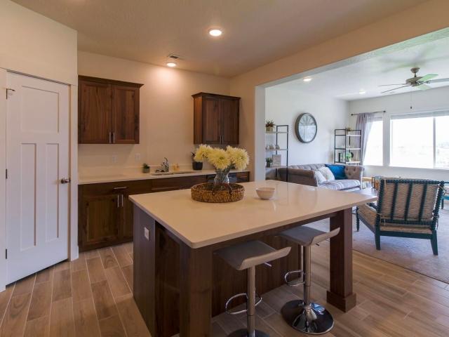 3 BR, 2.5 BA Apartment 3931 E. Cardon Lane Unit 20 20 20, Eagle Mountain, UT 84005
