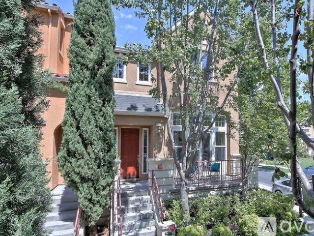 3 BR, 2.5 BA Apartment 4081 Crandall Circle, Unit 4081, Santa Clara, CA 95054