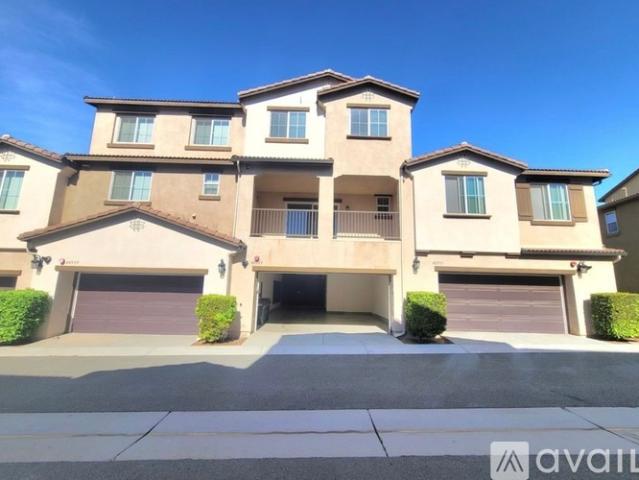 3 BR, 2.5 BA Apartment 40955 Belleray Avenue, Murrieta, CA 92562