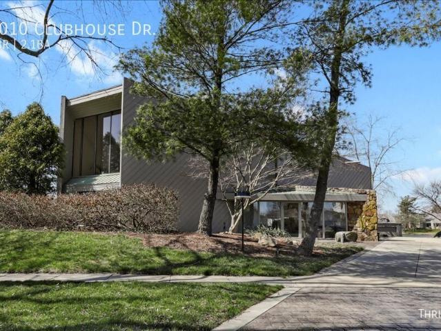3 BR, 2.5 BA Apartment 4010 Clubhouse Dr Champaign, IL 61822