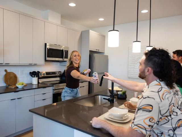 3 BR, 2.5 BA Apartment 4141 N 104th Dr Unit 124, Avondale, AZ 85392