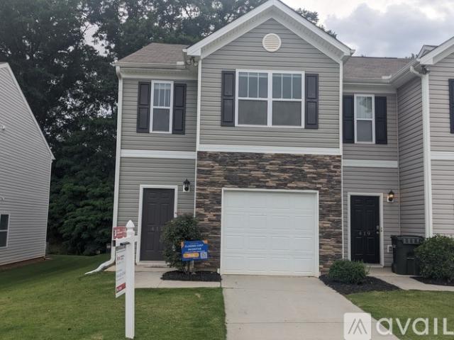 3 BR, 2.5 BA Apartment 417 Sea Grit Court, Greer, SC 29650