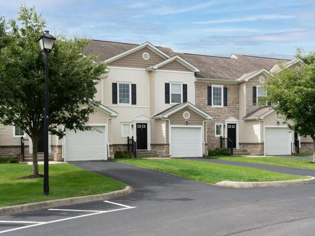 3 BR, 2.5 BA Apartment 437 Sunburst Dr Unit 268, Delaware, OH 43015
