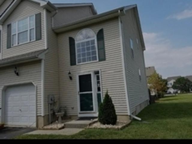 3 BR, 2.5 BA Apartment 44 Fawn Court, Lumberton Township, NJ 08048