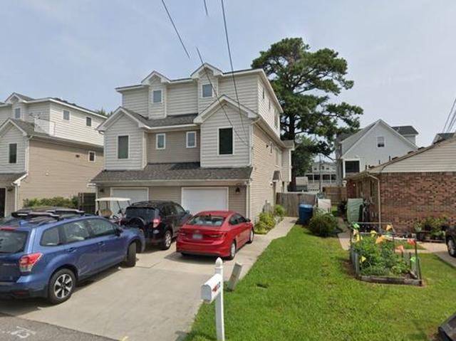 3 BR, 2.5 BA Apartment 4512 Coronet Avenue, Unit 4512 Coronet Ave, Virginia Beach, VA 23455