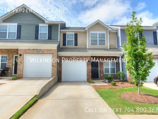 3 BR, 2.5 BA Apartment 4716 Pepperstone Lane, Charlotte, NC 28269