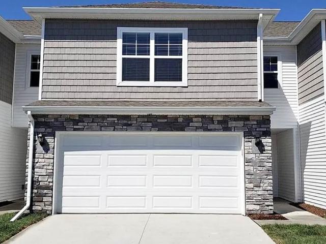 3 BR, 2.5 BA Apartment 4732 170th Pl, Urbandale, IA 50323