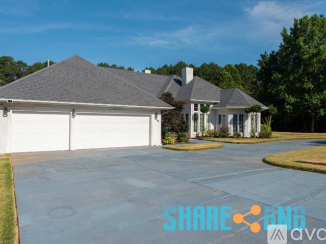 3 BR, 2.5 BA Apartment 48 Dartmouth Dr, Little Rock, AR 72205