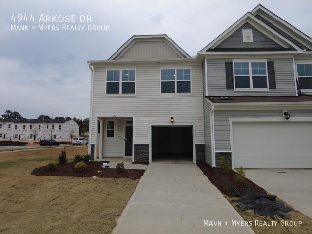 3 BR, 2.5 BA Apartment 4944 Arkose dr, Raleigh, NC 27610