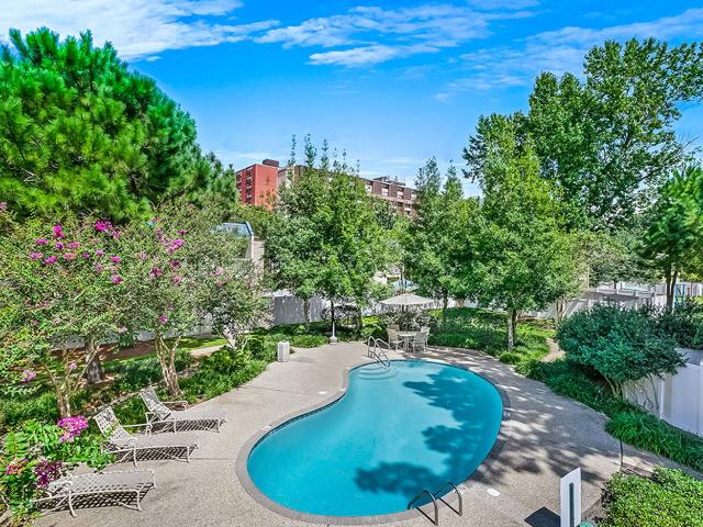 3 BR, 2.5 BA Apartment 4960 York St Unit 4919, Metairie, LA 70001