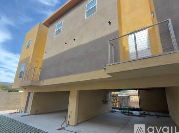 3 BR, 2.5 BA Apartment 4965 Imperial Ave, Unit 1 9, San Diego, CA 92113
