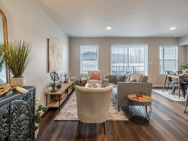 3 BR, 2.5 BA Apartment 50 14th Street Northeast Unit A3, East Wenatchee, WA 98802
