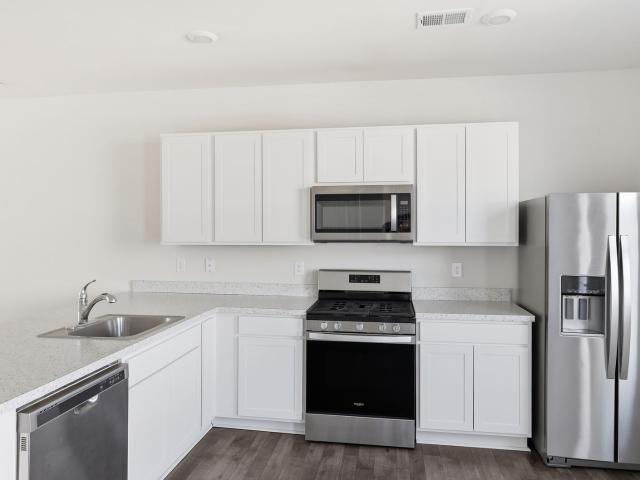 3 BR, 2.5 BA Apartment 521 Ridgely Blvd, Dover, DE 19904