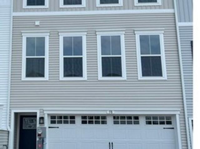 3 BR, 2.5 BA Apartment 58 Rail Yard Drive, Unit N/A, Enola, PA 17025