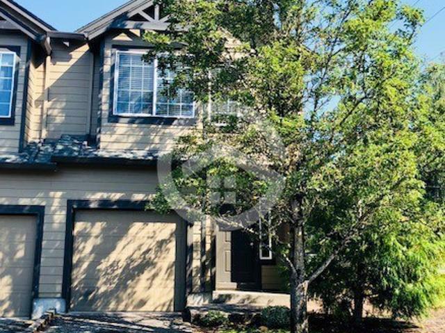 3 BR, 2.5 BA Apartment 5996 SE Woodland Dr, Gresham, OR 97080