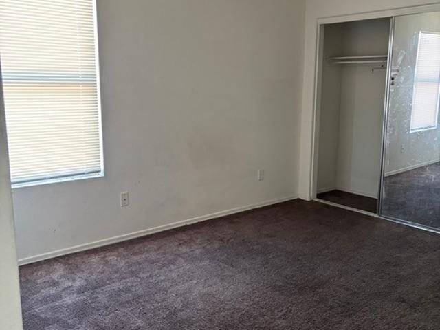 3 BR, 2.5 BA Apartment 5917 West Southgate Court, Phoenix, AZ 85043