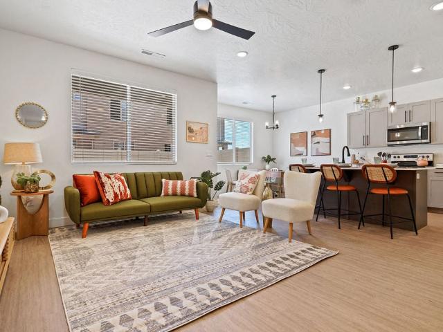 3 BR, 2.5 BA Apartment 618 E. 4290 S. Unit E29 645, Washington, UT 84780