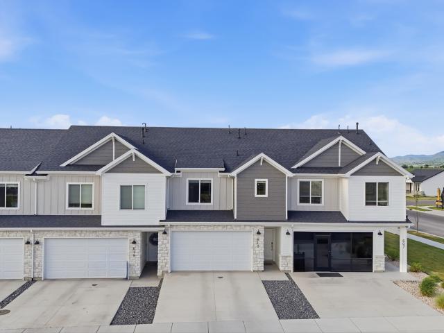 3 BR, 2.5 BA Apartment 613 West 550 North #507, Smithfield, UT 84335