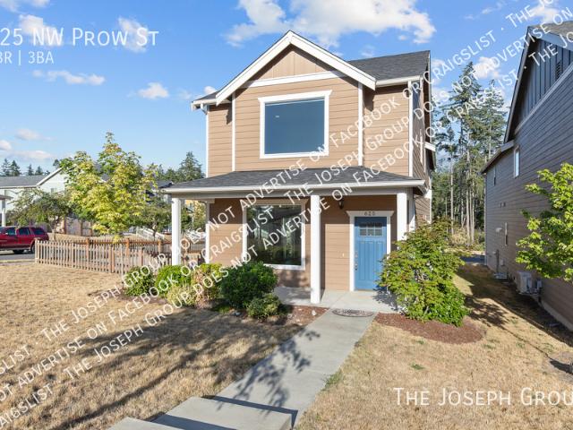 3 BR, 2.5 BA Apartment 625 NW Prow St, Oak Harbor, WA 98277