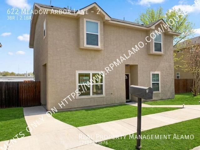 3 BR, 2.5 BA Apartment 622 Meadow Arbor Lane, Universal City, TX 78148