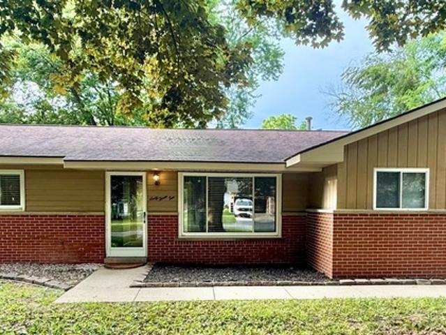 3 BR, 2.5 BA Apartment 6310 Crab Apple Street, Village Of Clarkston, MI 48346