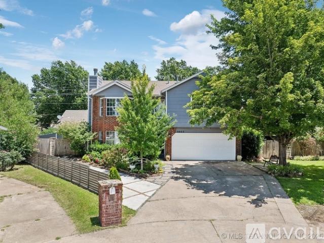 3 BR, 2.5 BA Apartment 6603 South 107th East Avenue, Tulsa, OK 74133