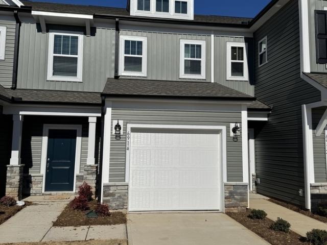 3 BR, 2.5 BA Apartment 6808 Baler Way, Thomasville, NC 27360