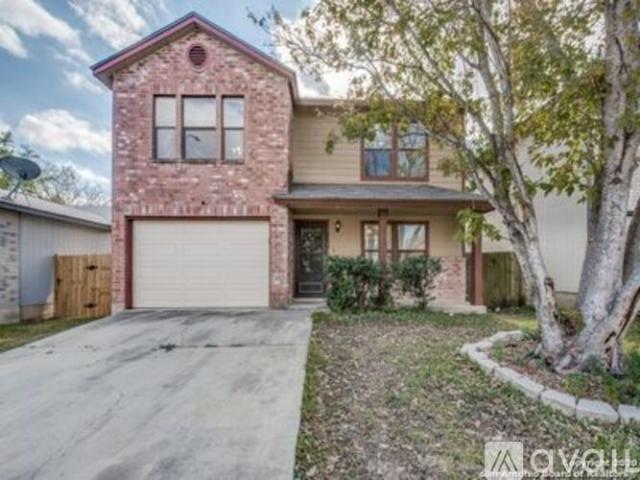 3 BR, 2.5 BA Apartment 6834 Celes Meadow Drive, Converse, TX 78109