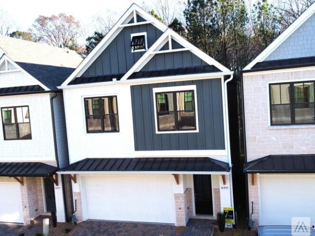 3 BR, 2.5 BA Apartment 699 Stickley Oak Way, Woodstock, GA 30189