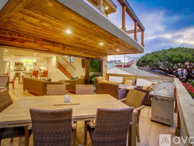 3 BR, 2.5 BA Apartment 747 Island Ct, San Diego, CA 92109