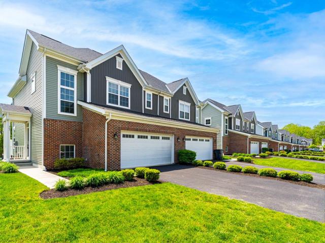 3 BR, 2.5 BA Apartment 749 Enclave Village Pl Unit 580, Lewis Center, OH 43035