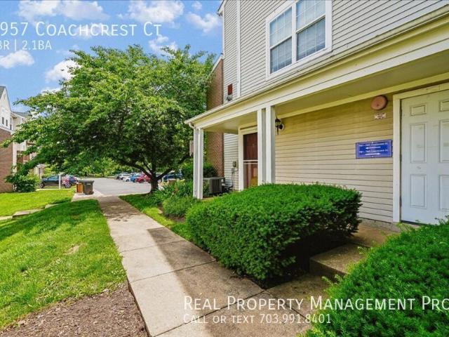 3 BR, 2.5 BA Apartment 7957 Coachcrest Ct, Manassas, VA 20109