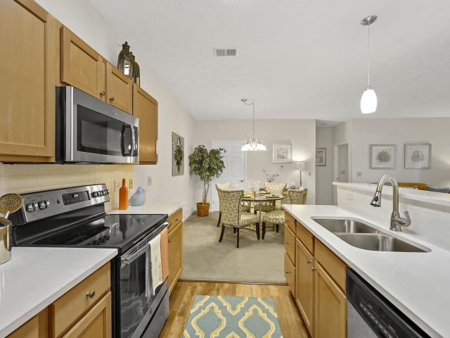3 BR, 2.5 BA Apartment 8075 Somerset Chase Unit 8193, Cincinnati, OH 45249