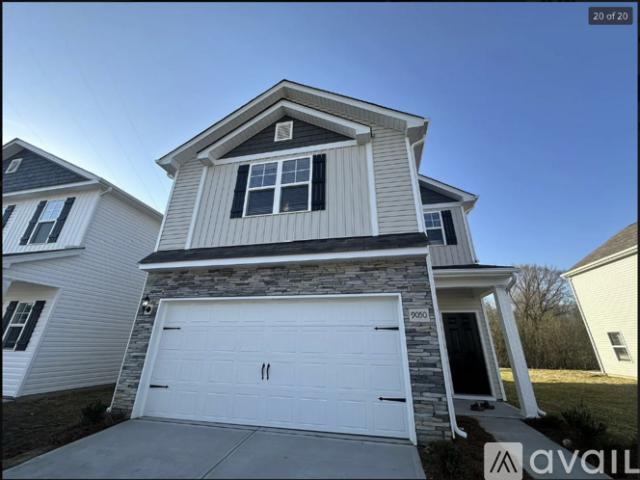 3 BR, 2.5 BA Apartment 9050 Stoney Waters Court, Charlotte, NC 28215