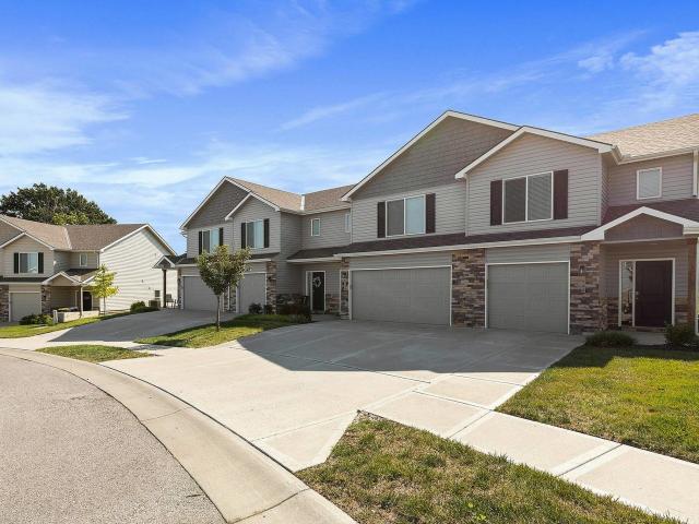 3 BR, 2.5 BA Apartment 900 SE Tequesta Lane Unit 967 TL, Blue Springs, MO 64014