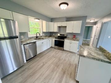 3 BR, 2.5 BA Apartment 938 Mule Shed Ln, Z2, Richmond, KY 40475