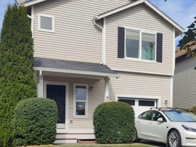 3 BR, 2.5 BA Apartment 9905 Dragt Street Southeast, Yelm, WA 98597
