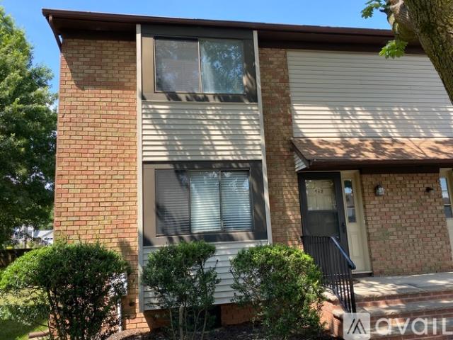 3 BR, 2.5 BA Apartment Robin Road, Unit 862, Hillsborough, NJ 08844