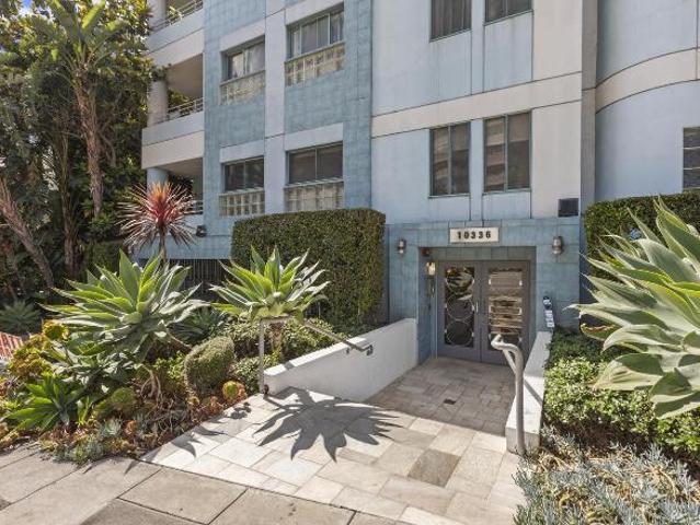 3 Br, 2 bath, Townhouse/Brownstone/RowHouse 10336 Wilshire Boulevard